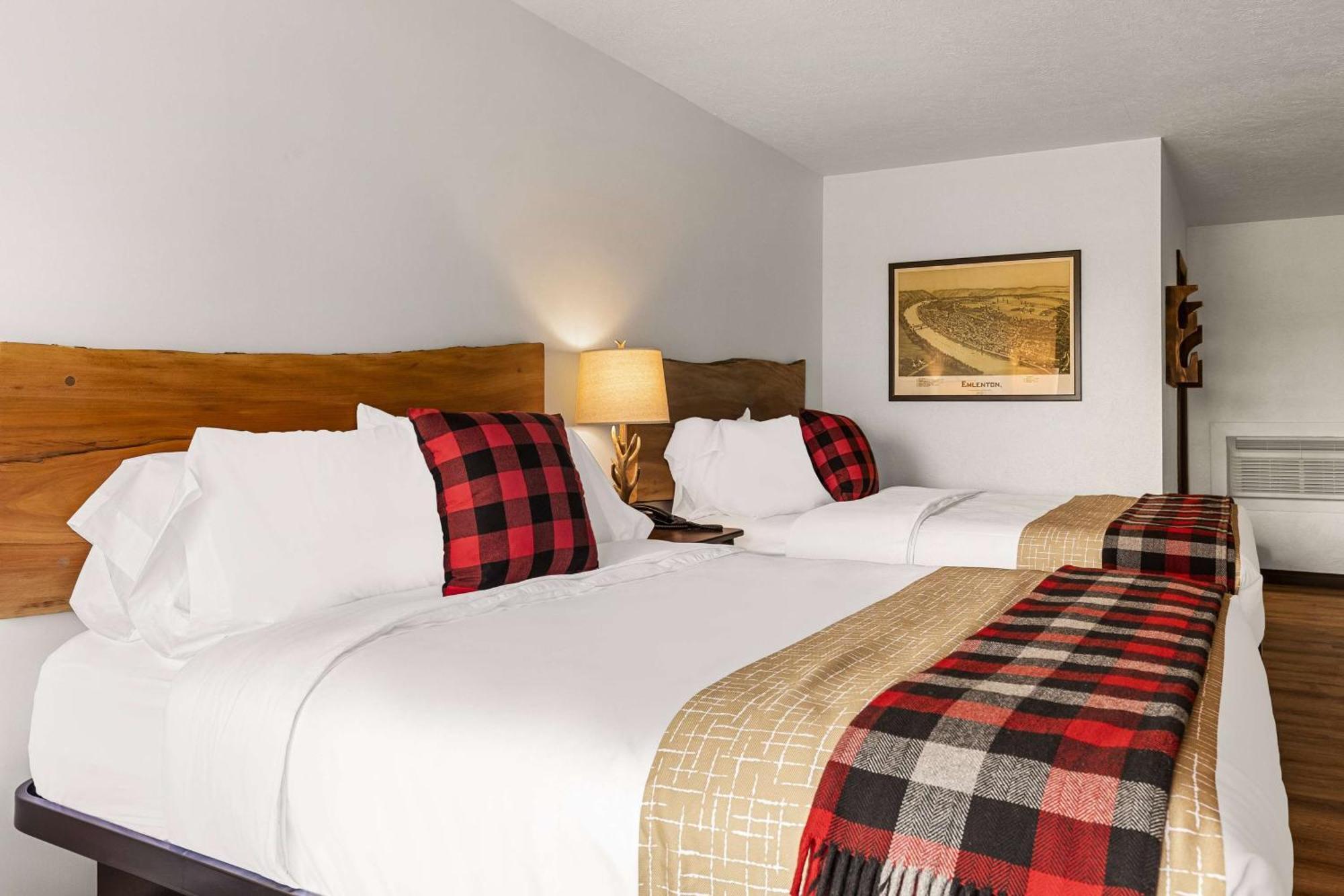 Travelodge By Wyndham Emlenton Kültér fotó